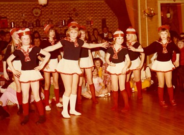 Danselærer eksamen veloverstået - klar til 2. sæson - VJCDANS Historie