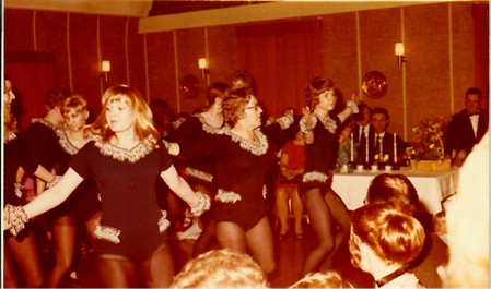 Danselærer eksamen veloverstået - klar til 2. sæson - VJCDANS Historie